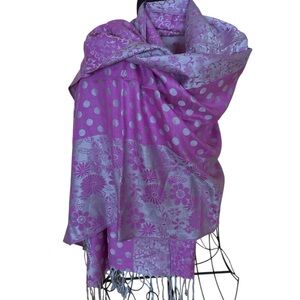 Elegant Purple and Silver Scarf
